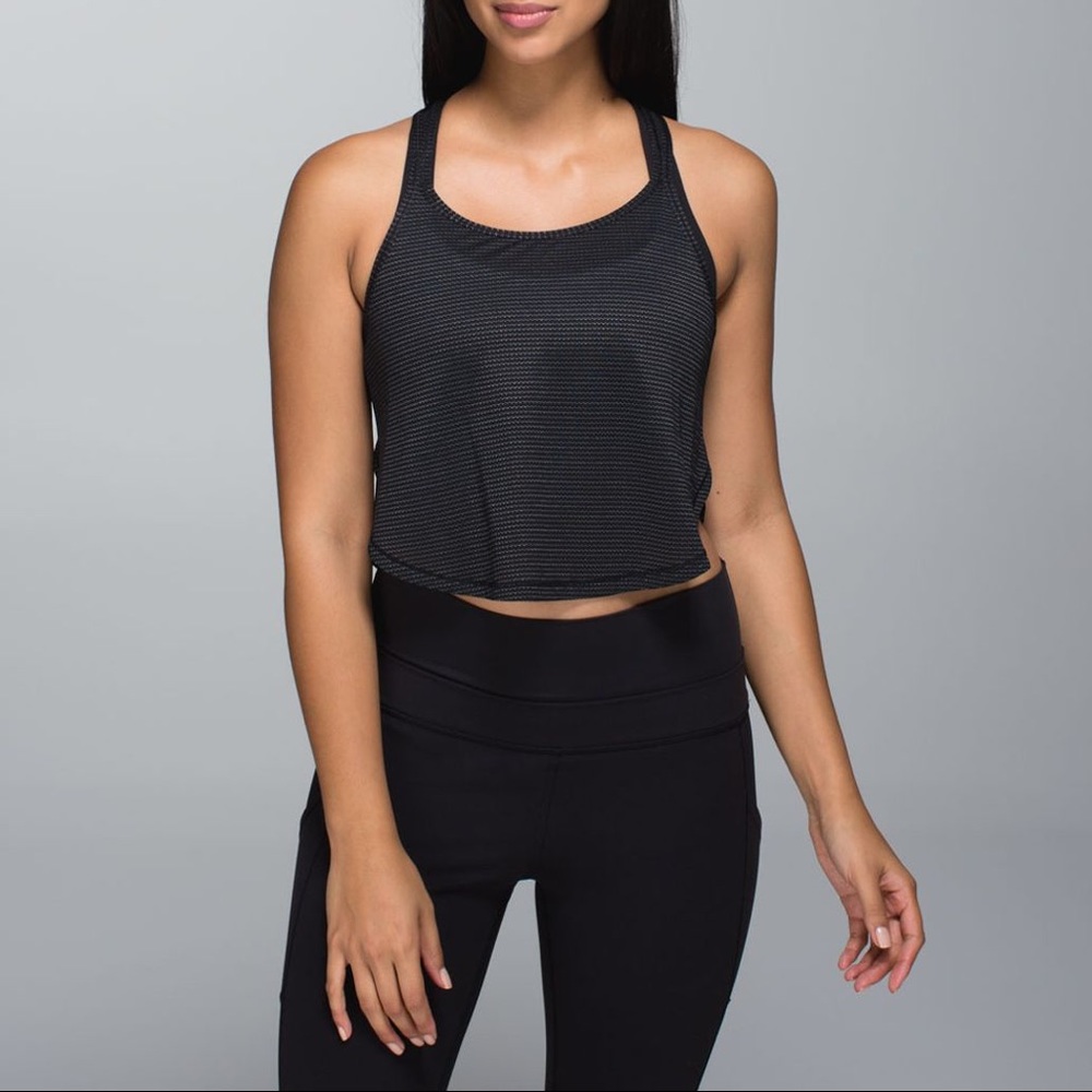 Lululemon on the run singlet